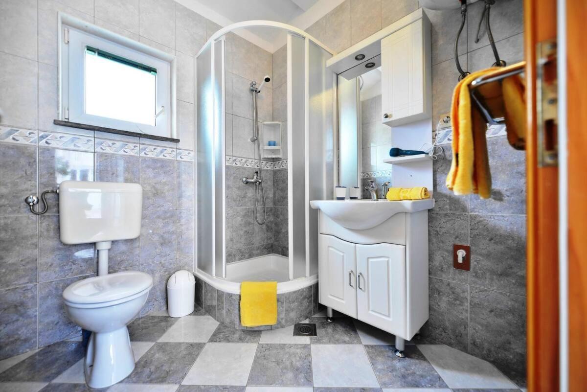 Apartments Katarina ボル エクステリア 写真